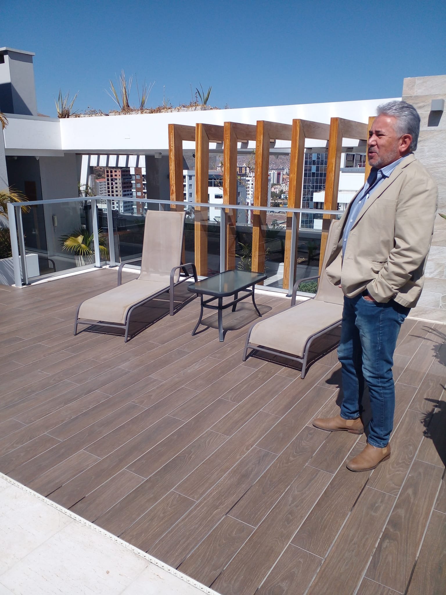 EN COCHABAMBA:  UNIQUE - Eco Apartments, UN EDIFICIO SALUDABLE Y ARTE
