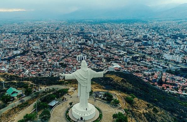 UN HOMENAJE ESPECIAL A LA LLAJTA QUERIDA