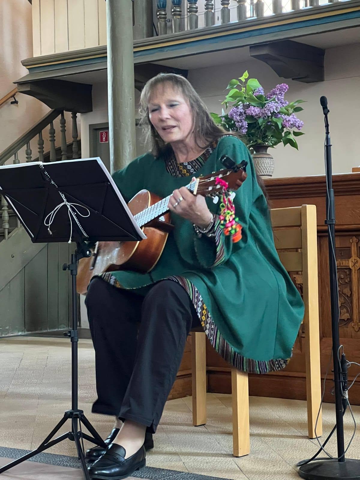 DAGMAR DÜMCHEN: UN VÍNCULO INDELEBLE CON LA MÚSICA BOLIVIANA